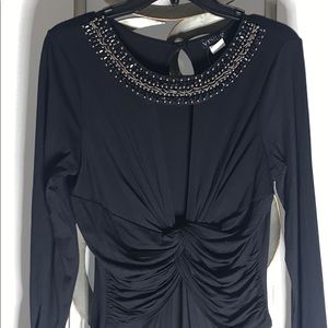 Venus Black keyhole dress